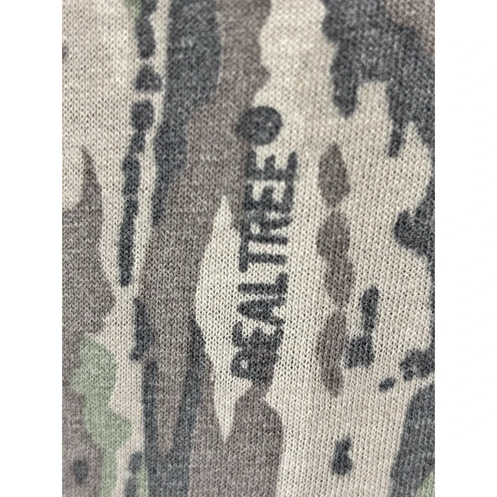 Vtg Unbranded Real tree Camo Tshirt Sz Medium Men's Long Sleeve Made In USA